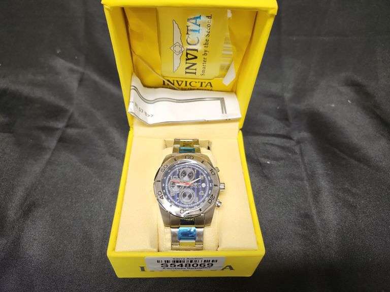 1 (Qty) Invicta Pro Diver Trinite Analog Watch