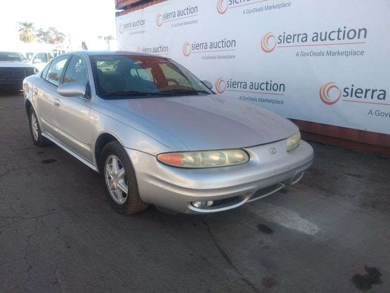 2002 Oldsmobile Alero Sierra Auction Management Inc