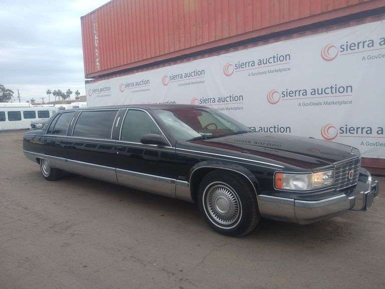 1996  Cadillac  Fleetwood Limousine