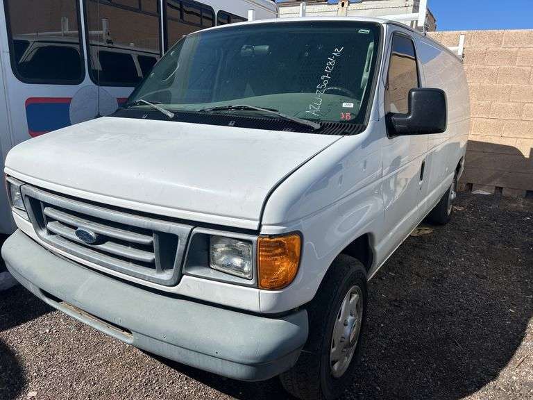 2006  Ford  E150 Vans Econoline  Cargo Van