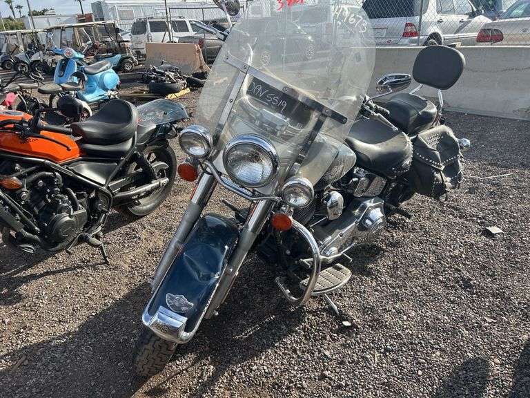 2003  Harley-Davidson  FLSTCI Heritage Classic  Motorcycle