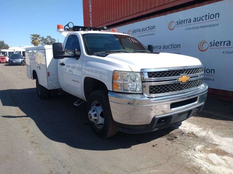 2014  Chevrolet  Silverado 3500  Work Truck