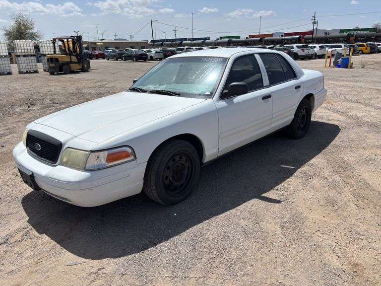 2004 Ford Crown Victoria