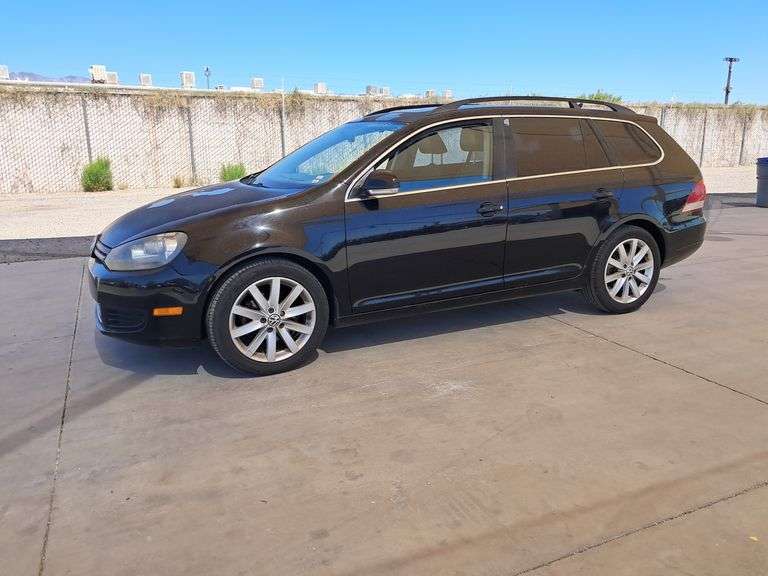 2010  Volkswagen  Jetta SE