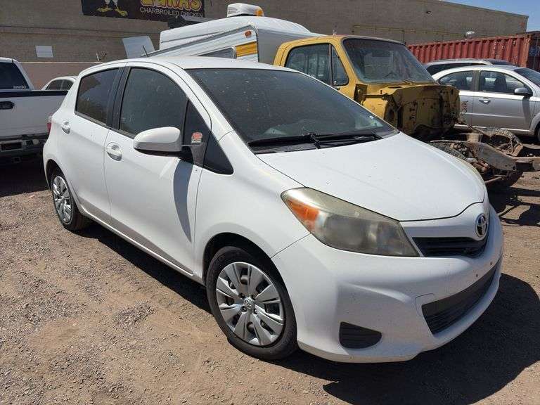 2013  Toyota  Yaris
