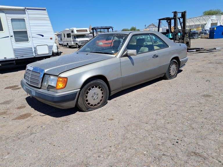 1992  Mercedes-Benz  300 Series CE
