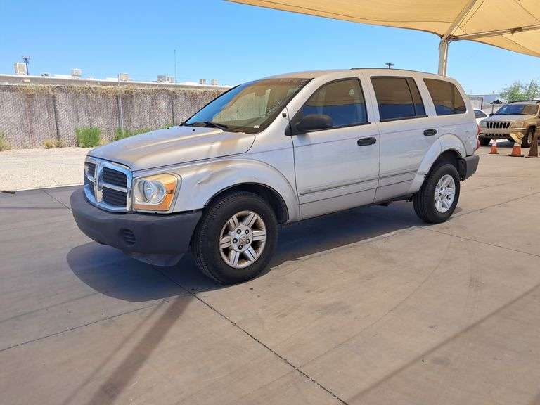 2005  Dodge  Durango SXT