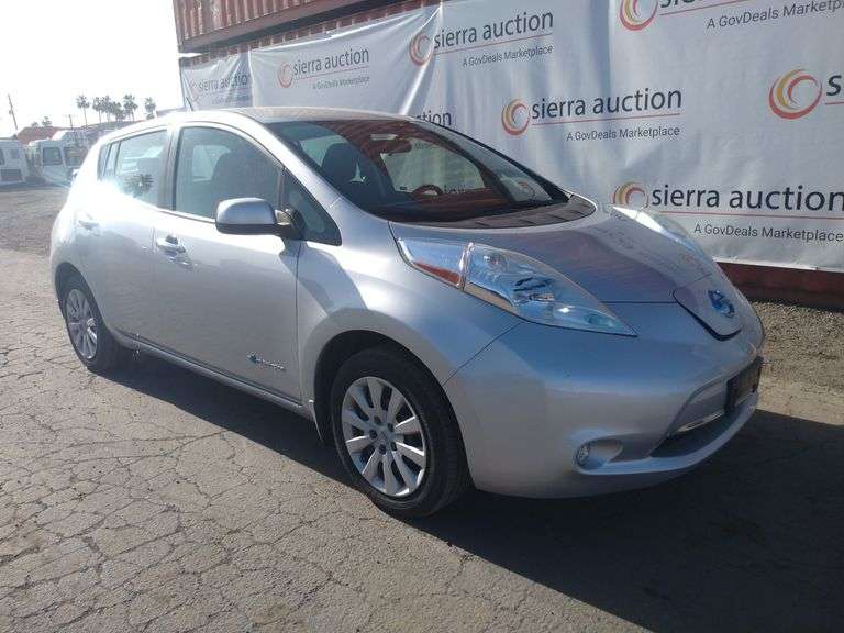 2015  Nissan  Leaf