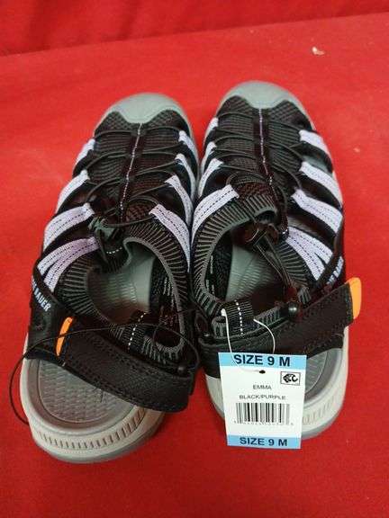 Eddie Bauer Sandles Size 9