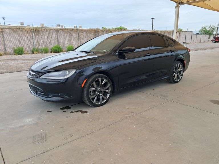 2016  Chrysler  200 S