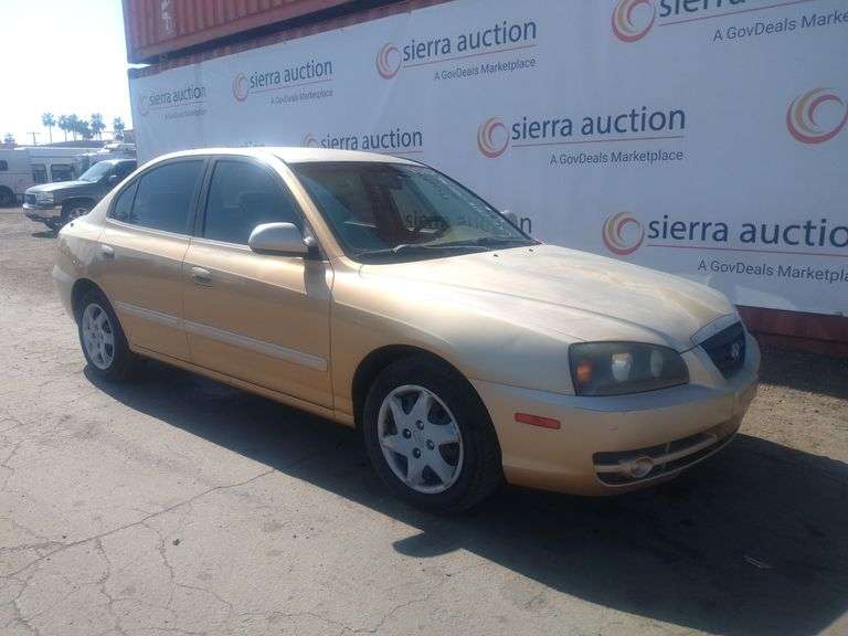 2004  Hyundai  Elantra