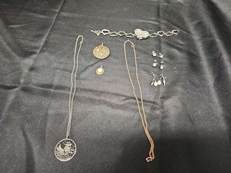 1 (Qty) Bag Of Assorted Costume Jewelry