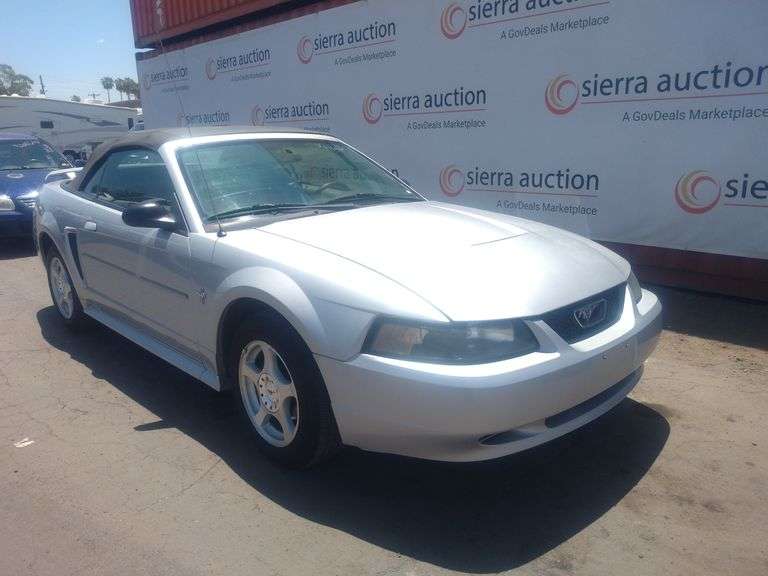 2003  Ford  Mustang