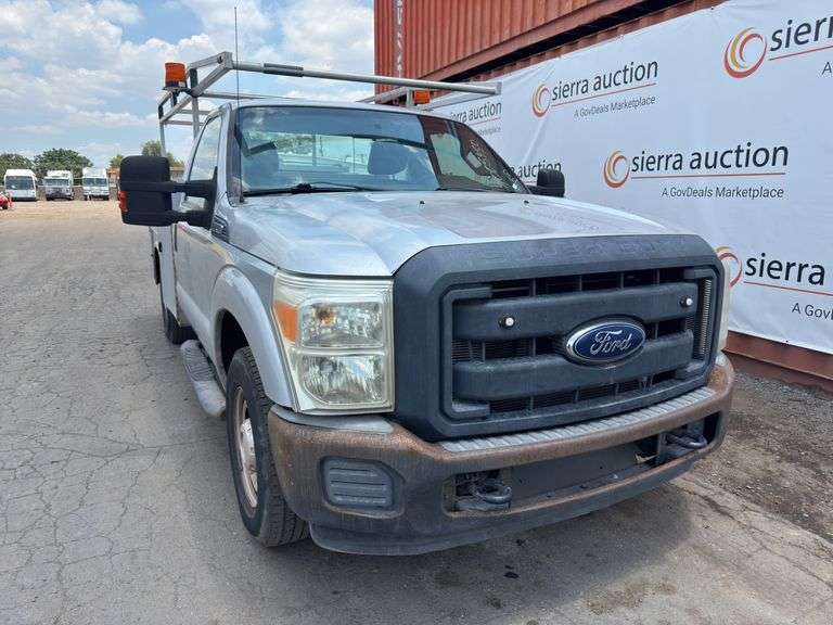 2013  Ford  F250 Super Duty  Work Truck
