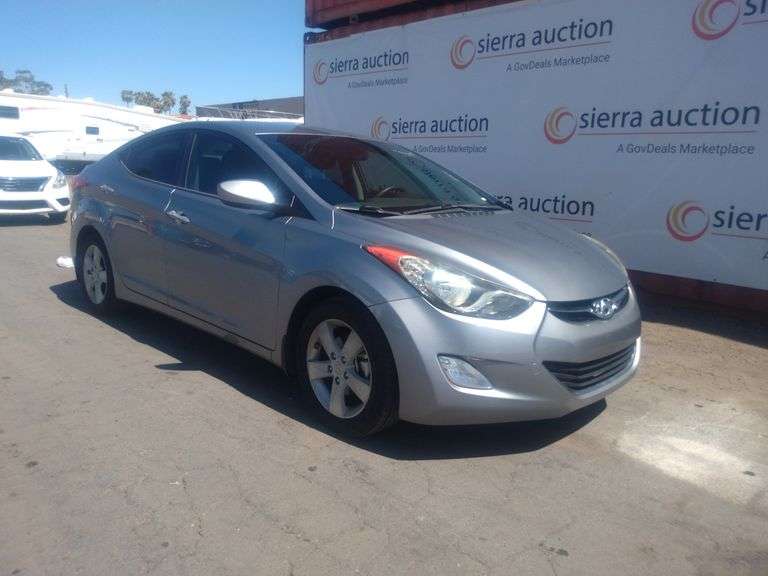 2013  Hyundai  Elantra