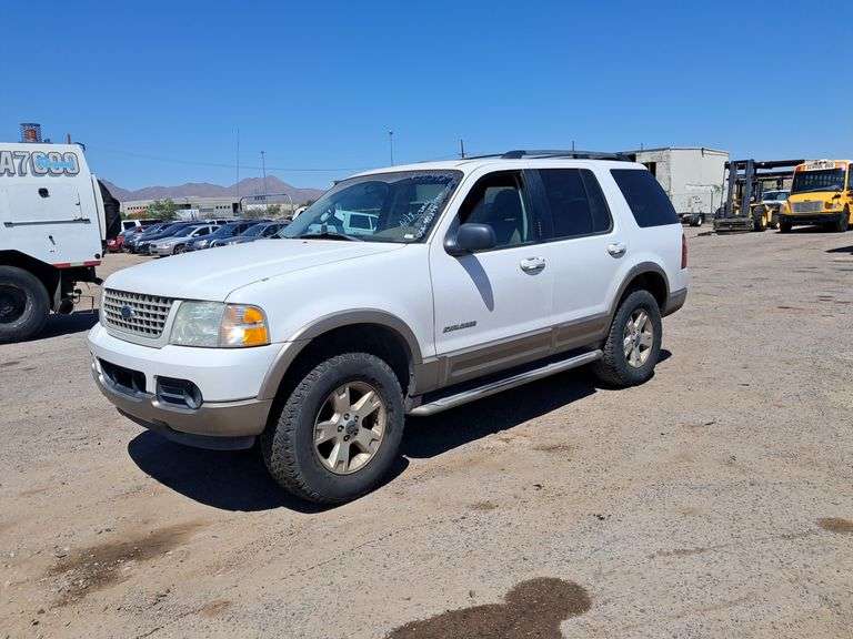 2004  Ford  Explorer Eddie Bauer