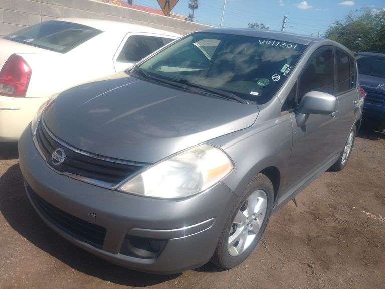2012  Nissan  Versa