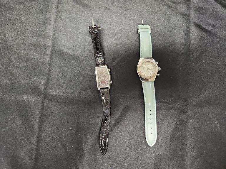 1 (Qty) Technomarine Cruise CS5 Analog Watch , 1 (Qty) Gianni Versace 0450 Analog Watch (Unauthentic