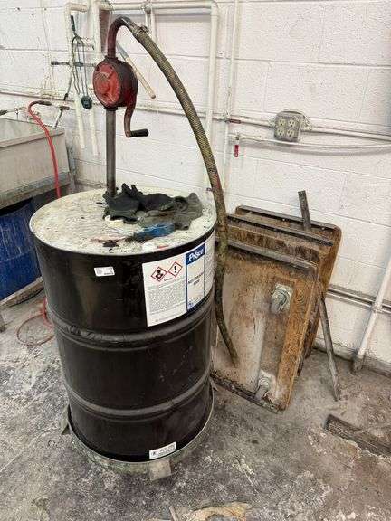 (5) PRISCO AutoWash 9000 Barrel With Pump and (4) Rolling Carts