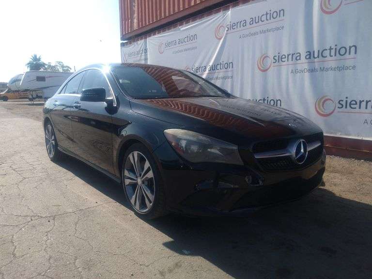 2015  Mercedes-Benz  CLA250
