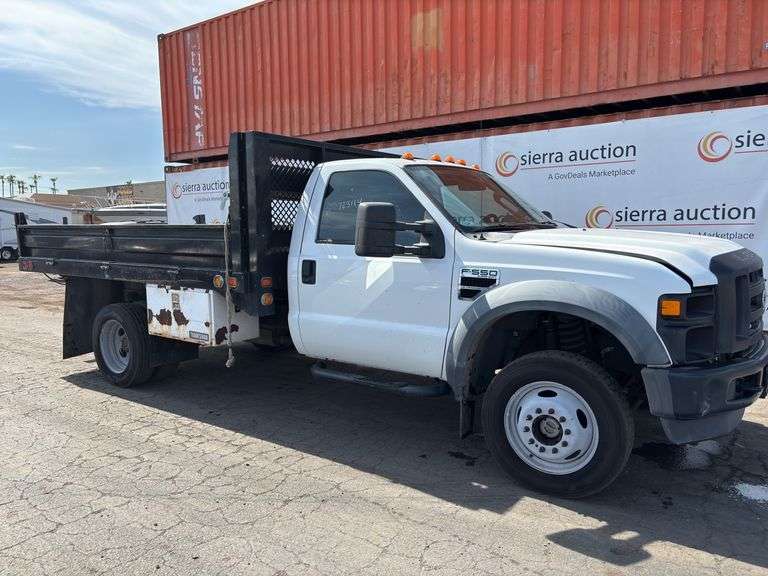 2008  Ford  F-550  Flatbed Truck