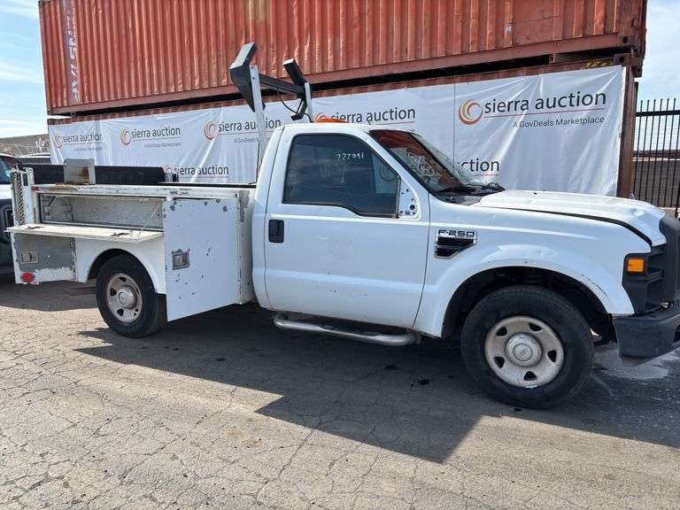 2008  Ford  F250 Super Duty  Utility Truck