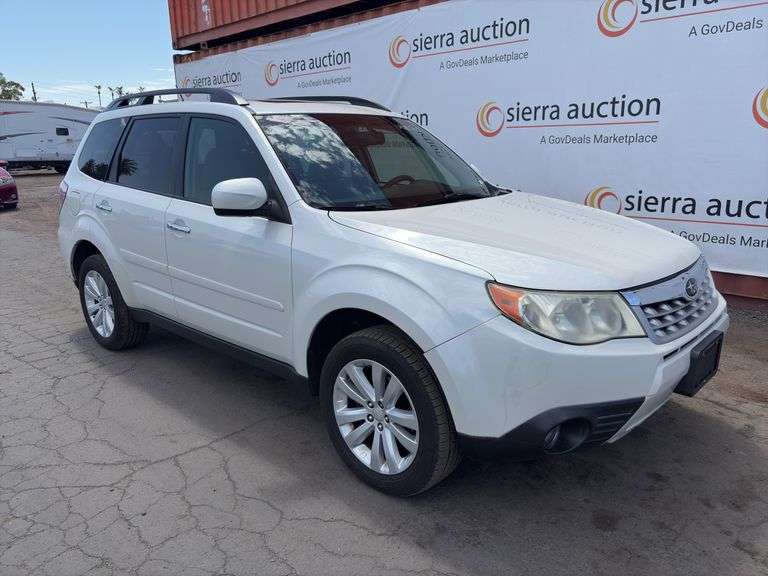 2013  Subaru  Forester 2.5X Premium