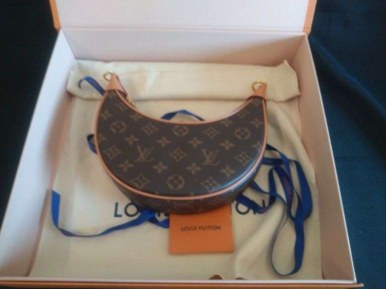 Louis Vuitton Purse Unauthenticated
