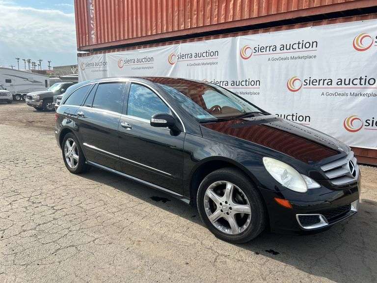 2007 R350 Riced 2007 Mercedes-Benz R350 - Sierra Auction Management Inc