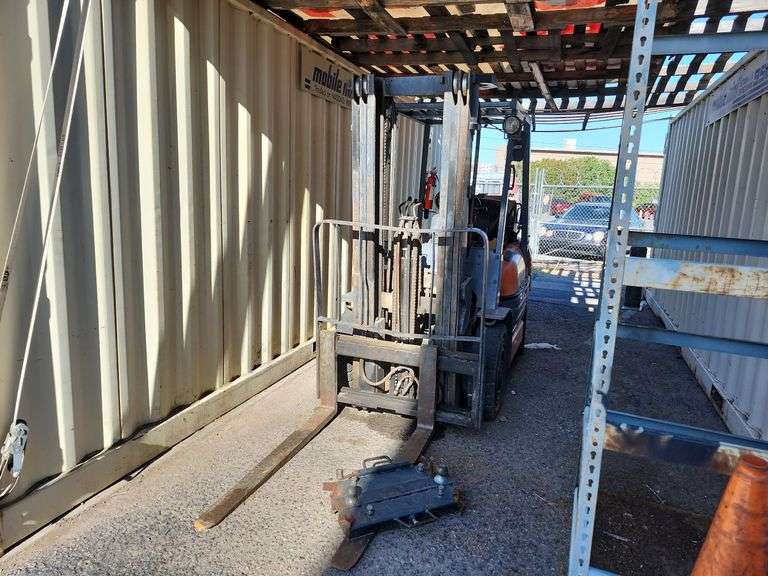 Toyota  42 6FGU25  Forklift