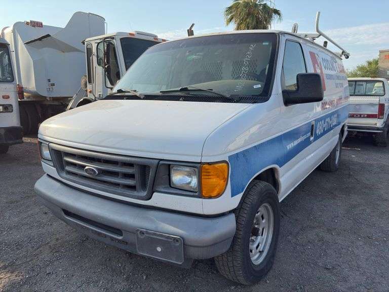 2006  Ford  E150 Vans Econoline