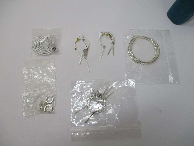 (6pc) Assorted Sterling Silver Pairs of Earrings