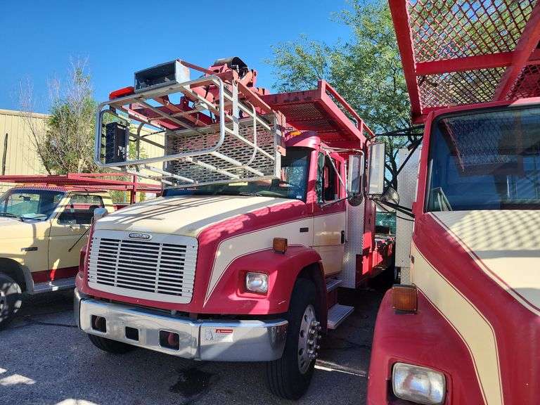 1998  Freightliner  FL70  Bucket Truck