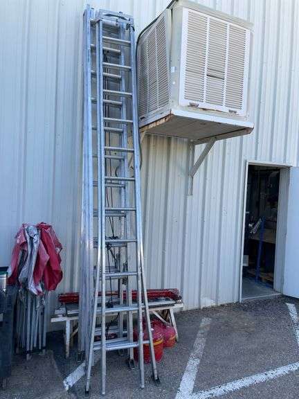 (3 Qty) Aluminum Extension Ladder