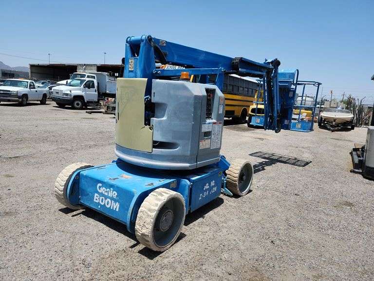 2008  Genie  Z-34/22N  Boom Lift