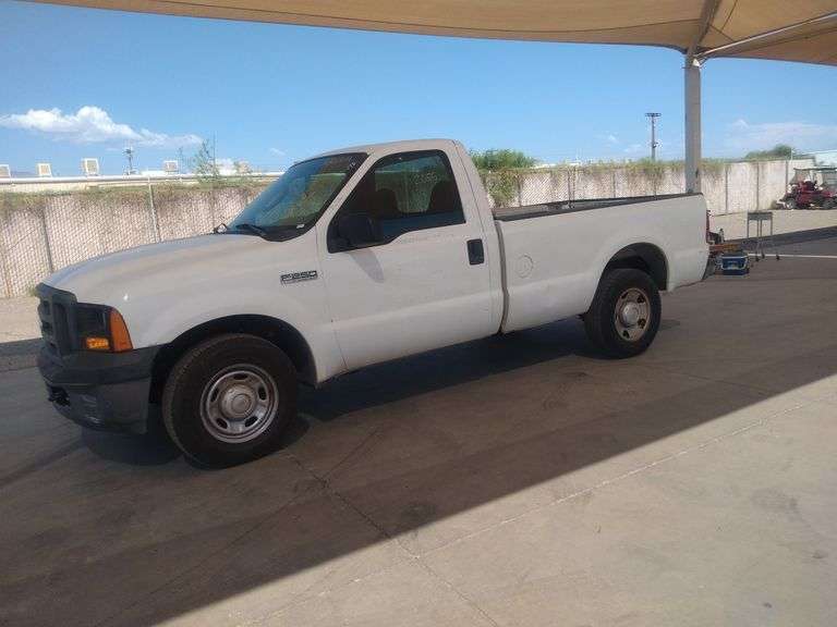 2006  Ford  F250 Super Duty XL   Work Truck