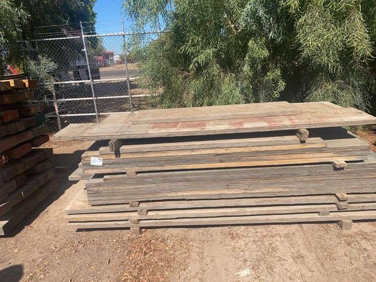 LVL Lumber 5'-11' approx 33pcs