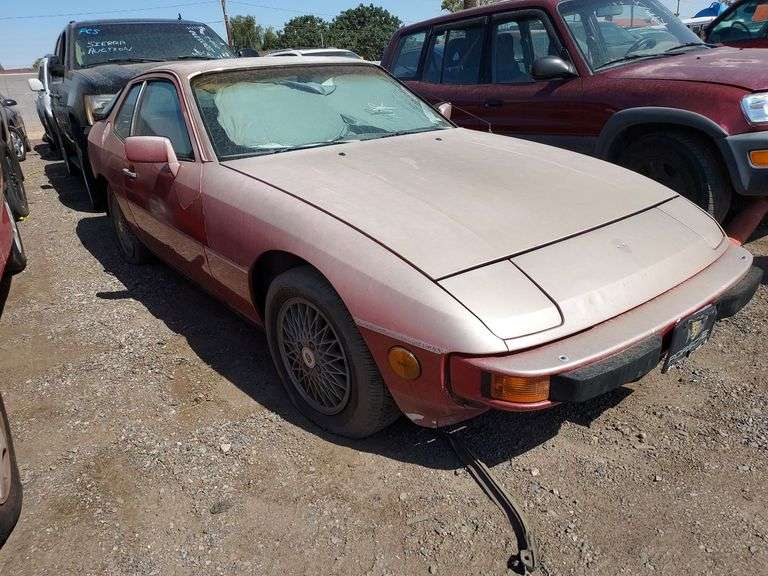 1980  Porsche   924