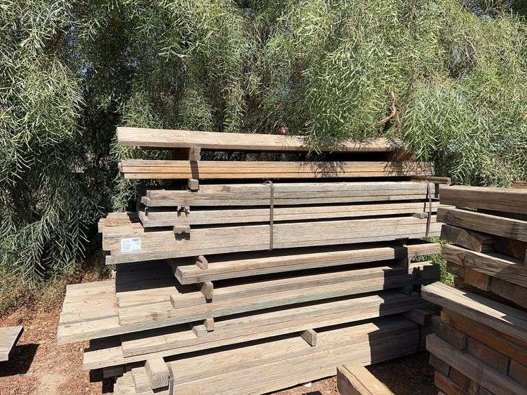 LVL & Strand lumber 6'-9' approx 174pcs