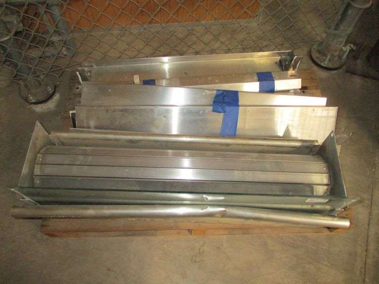 (P) With 3FT Roll Up Steel Window
