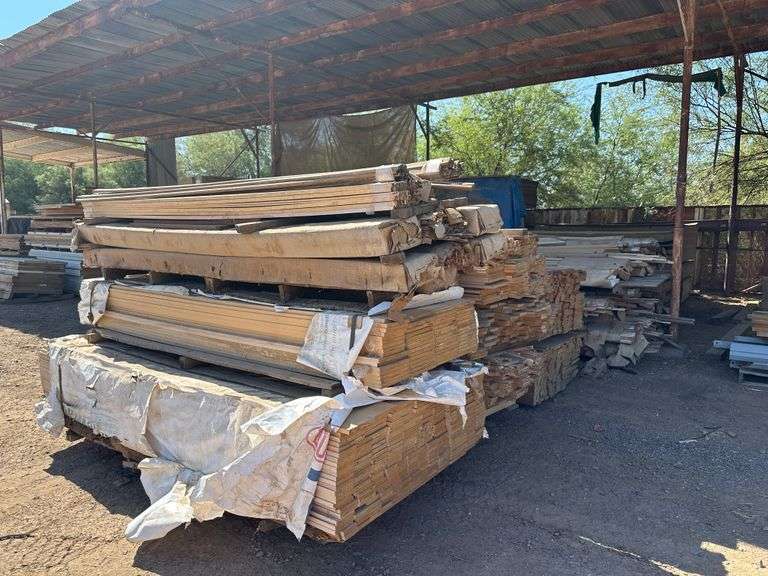 Molding, Trim, Shelving, 4' x 8' Melamine, P/Board