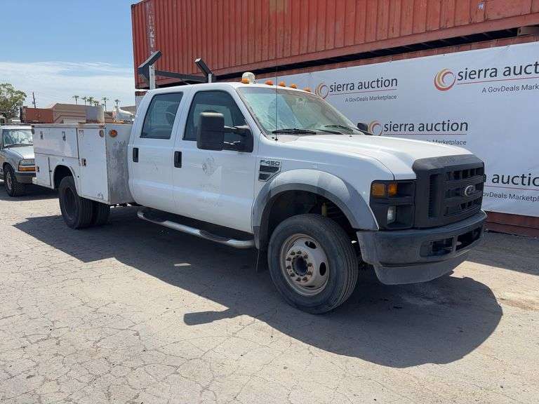 2008  Ford  F450 Super Duty  Utility Truck