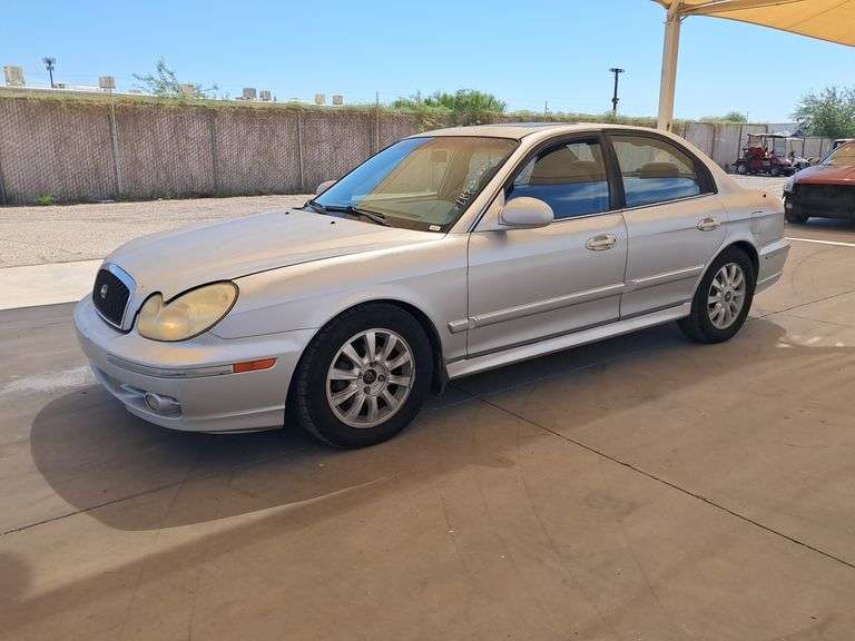 2004  Hyundai  Sonata