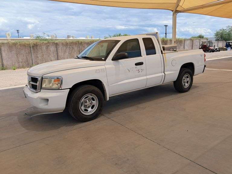 2010  Dodge  Dakota ST  Work Truck