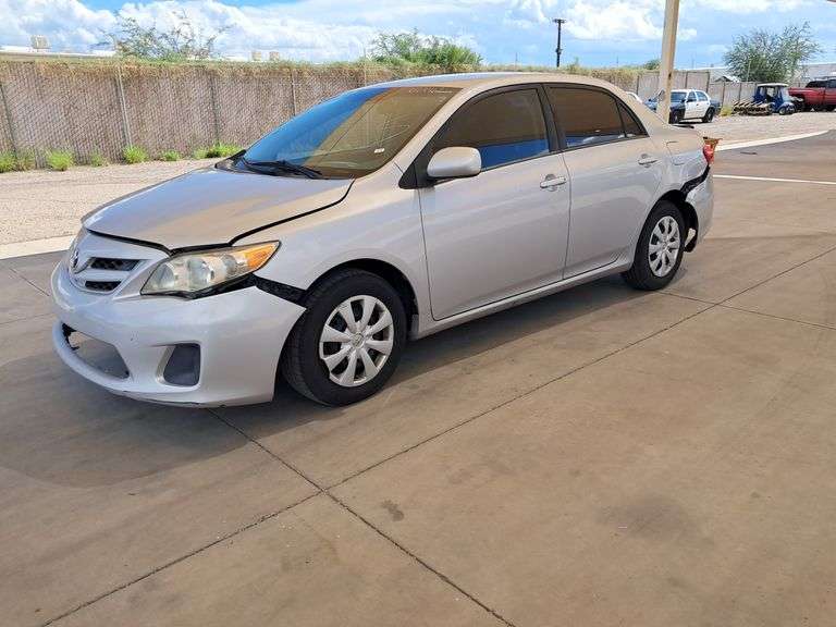 2011  Toyota  Corolla LE
