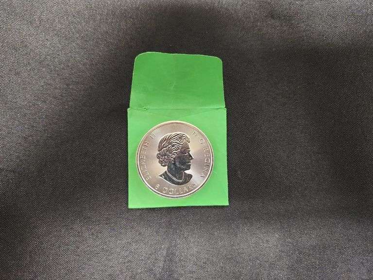 1 (Qty) 2020 Canadian Silver Maple Leaf 8 Dollar Coin