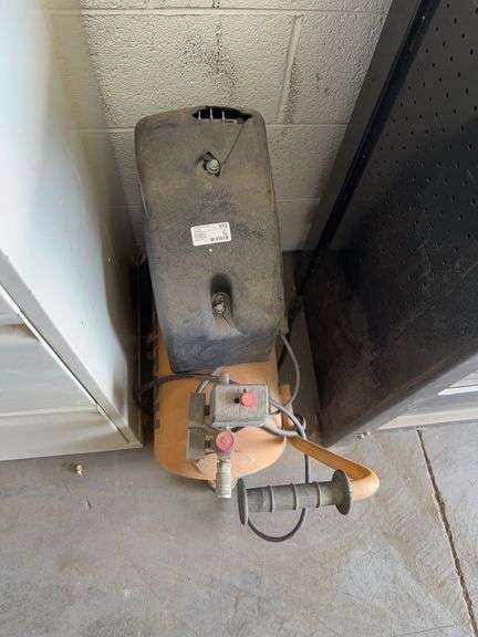 Bostitch 1.5 H.P. 6.0 Gallon Air Compressor
