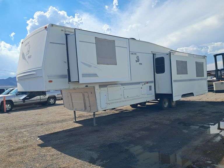 2003  Kaufman Trailers Inc  Unknown  Travel Trailer