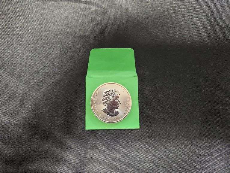 1 (Qty) 2020 Canadian Silver Maple Leaf 8 Dollar Coin
