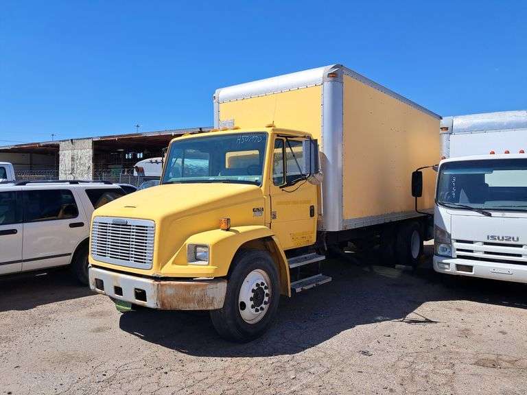 2000  Freightliner  FL70   Box Truck